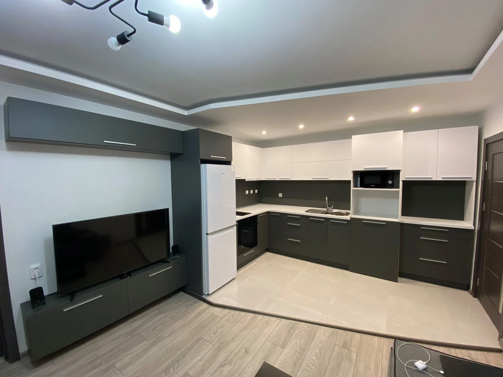 Y&Y furniture – Y&Y Мебели – Я и Я ФЮРНИЧЪР ЕООД